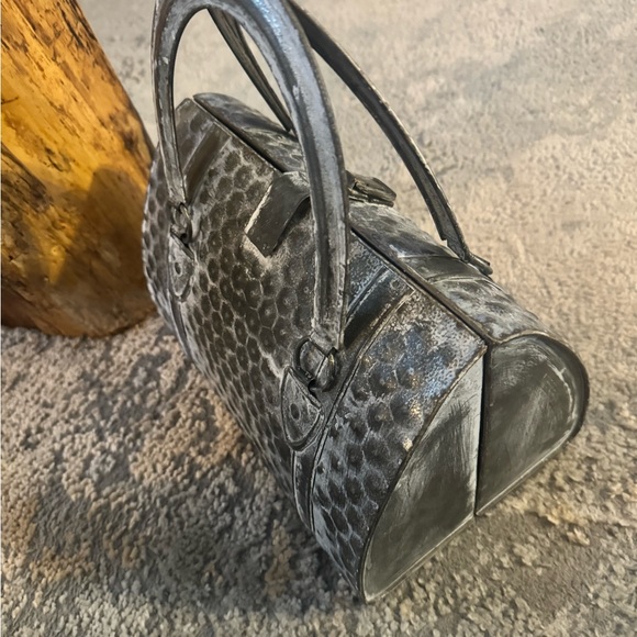 Metal pocket book decor - Picture 5 of 8